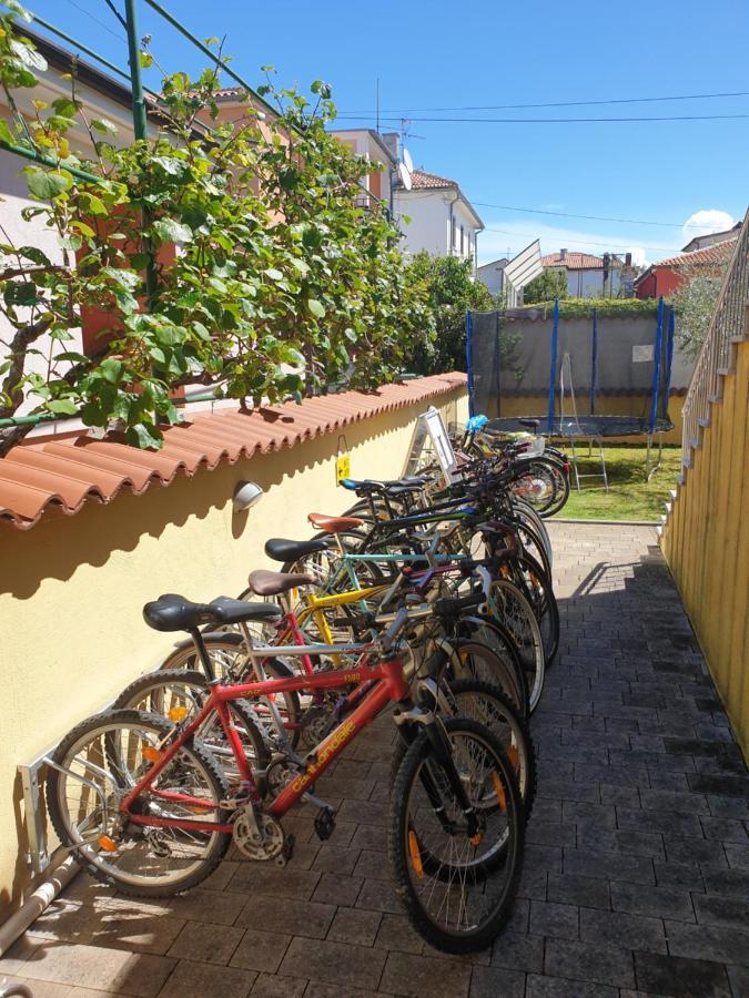 Villa Alpa Umag Exterior photo