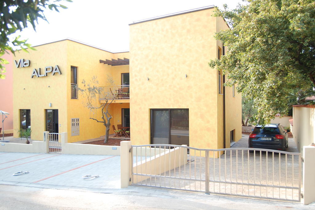 Villa Alpa Umag Exterior photo